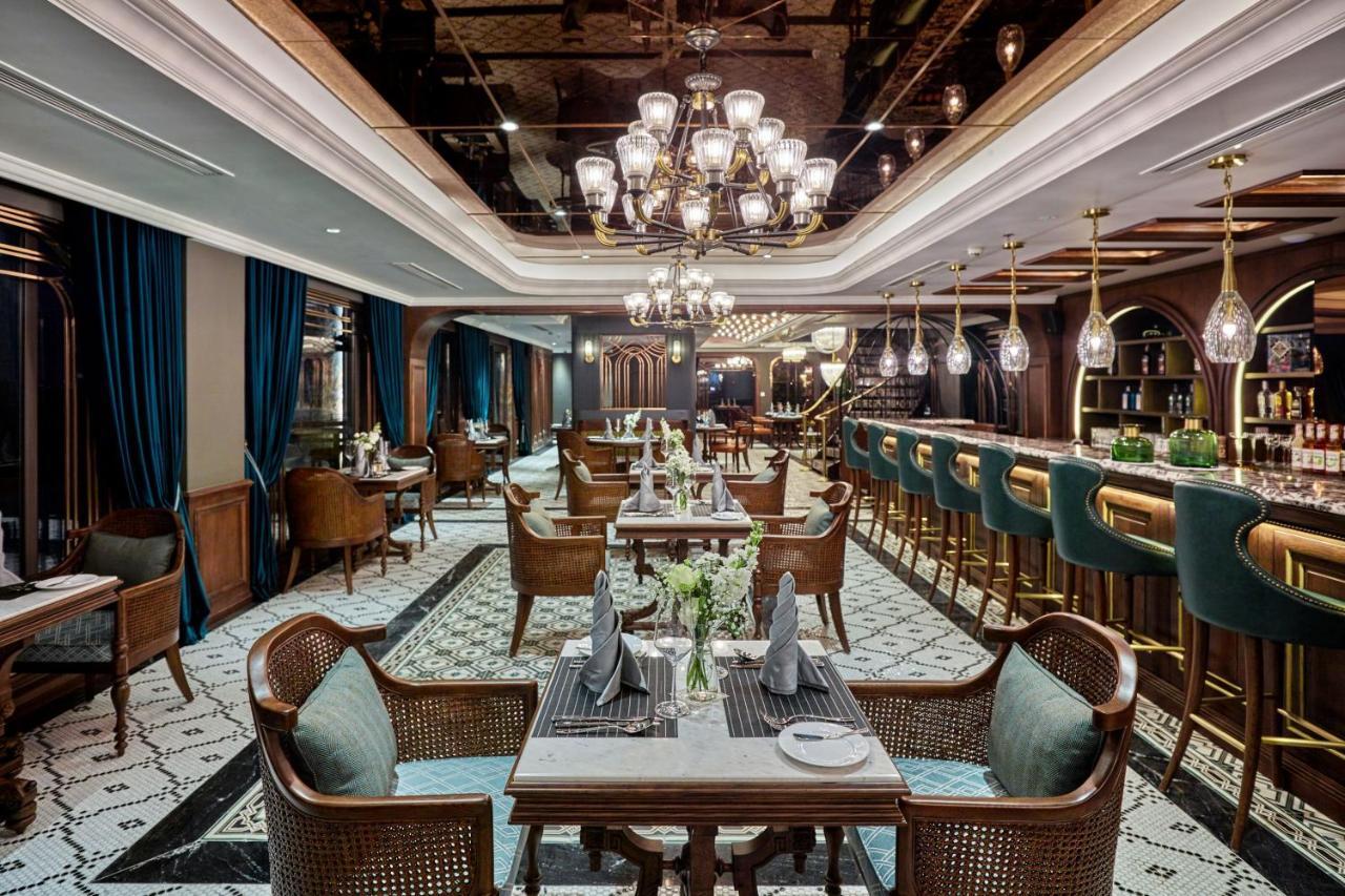 Peridot Grand Luxury Boutique Hotel Hanoi Exteriör bild The interior of the restaurant