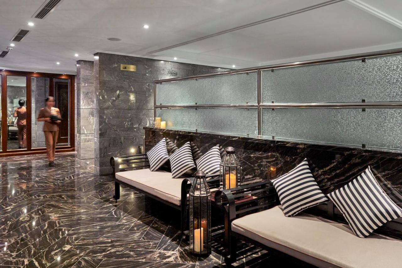 Peridot Grand Luxury Boutique Hotel Hanoi Exteriör bild The lobby