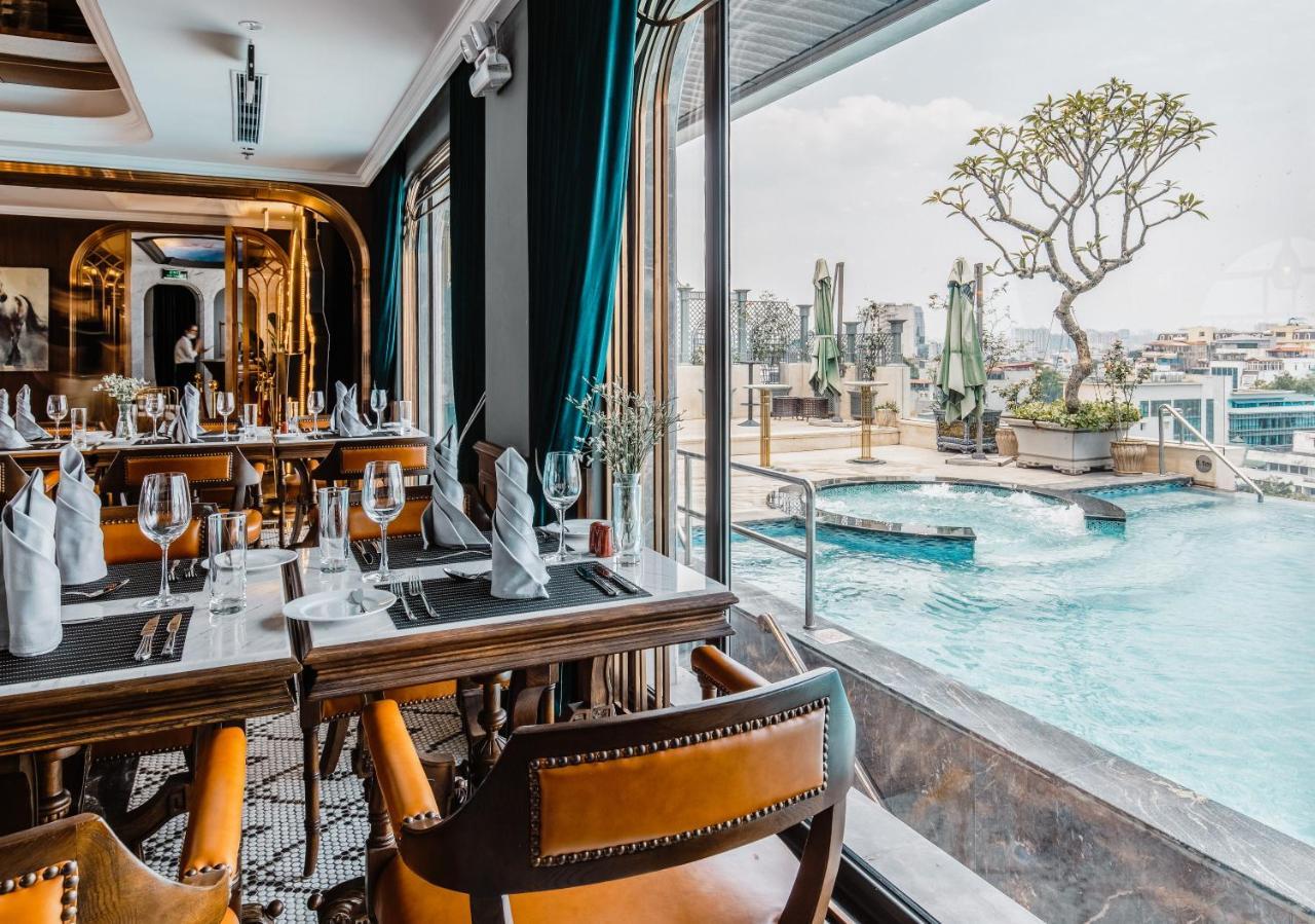 Peridot Grand Luxury Boutique Hotel Hanoi Exteriör bild The Pool Bar